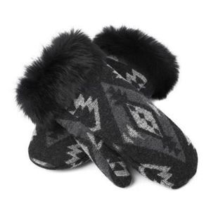 Manitobah Mukluks Wool Mitts
